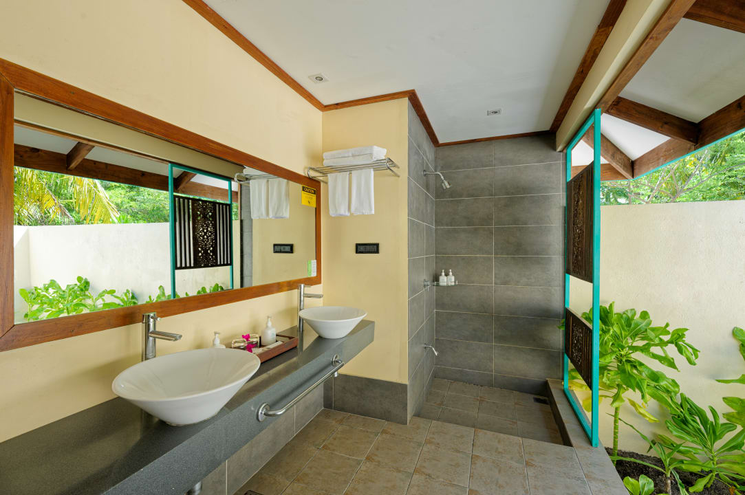 Zimmer Canareef Resort Maldives