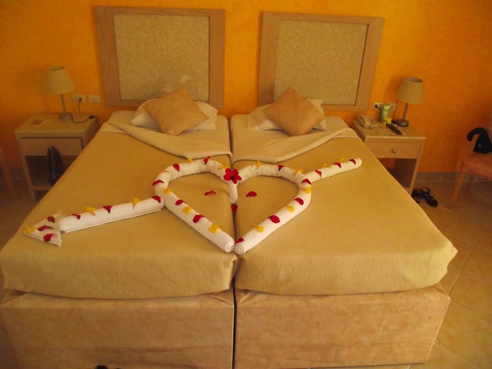 Bett Deko  Hotel Gorgonia Beach Resort