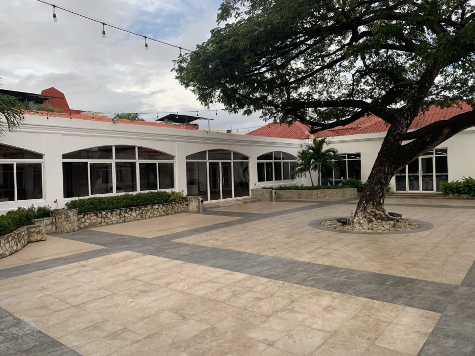 Außenansicht Hotel Camino Real Managua