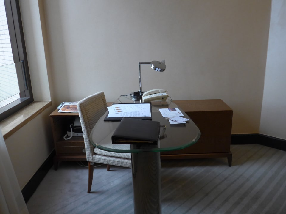 Zimmer Hotel Harbour Grand Hong Kong