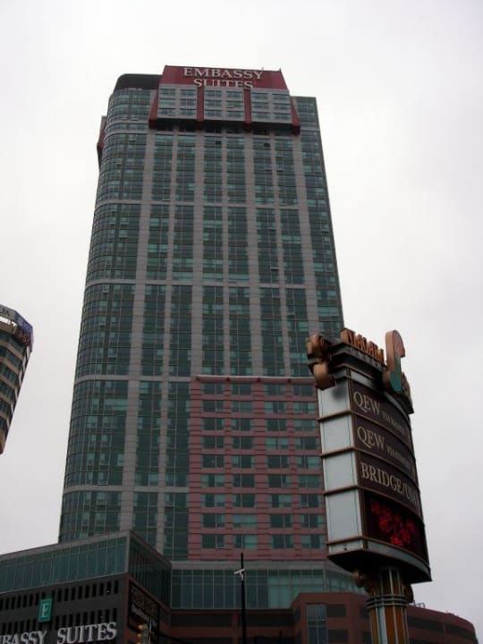 Hotelansicht Embassy Suites Hotel Niagara Falls / Fallsview