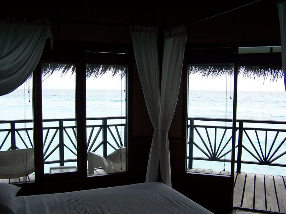 Blick aus Wasserbungalow Kuramathi Maldives