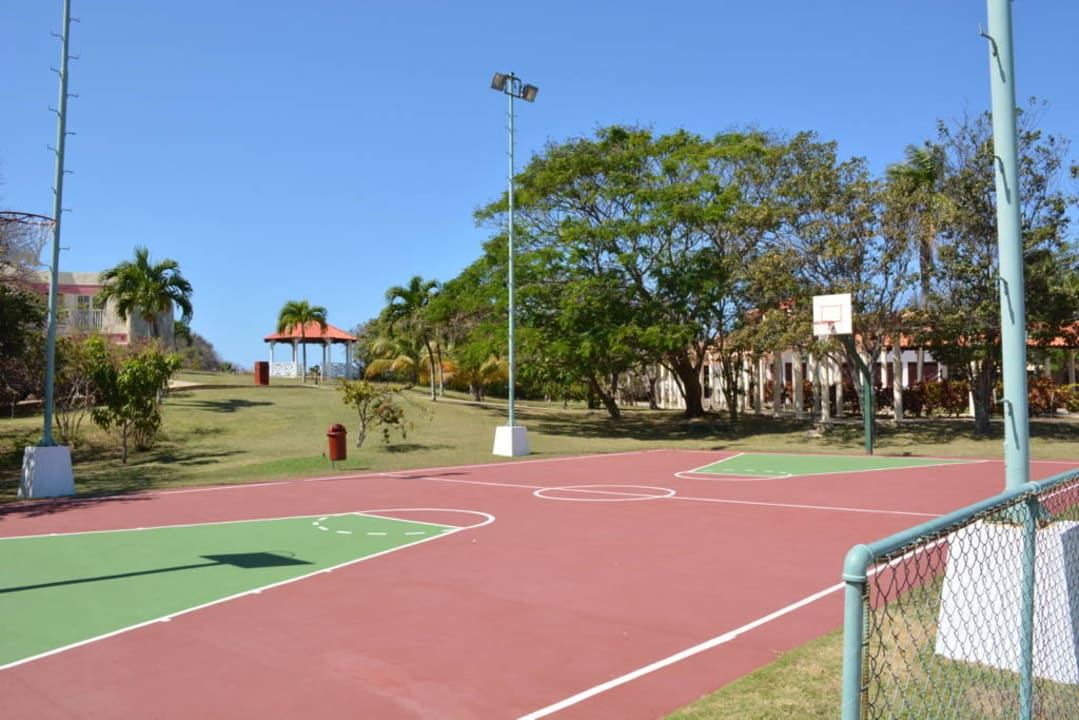 Basketball, Korbball - gepflegte Sportanlagen Hotel Los Cactus
