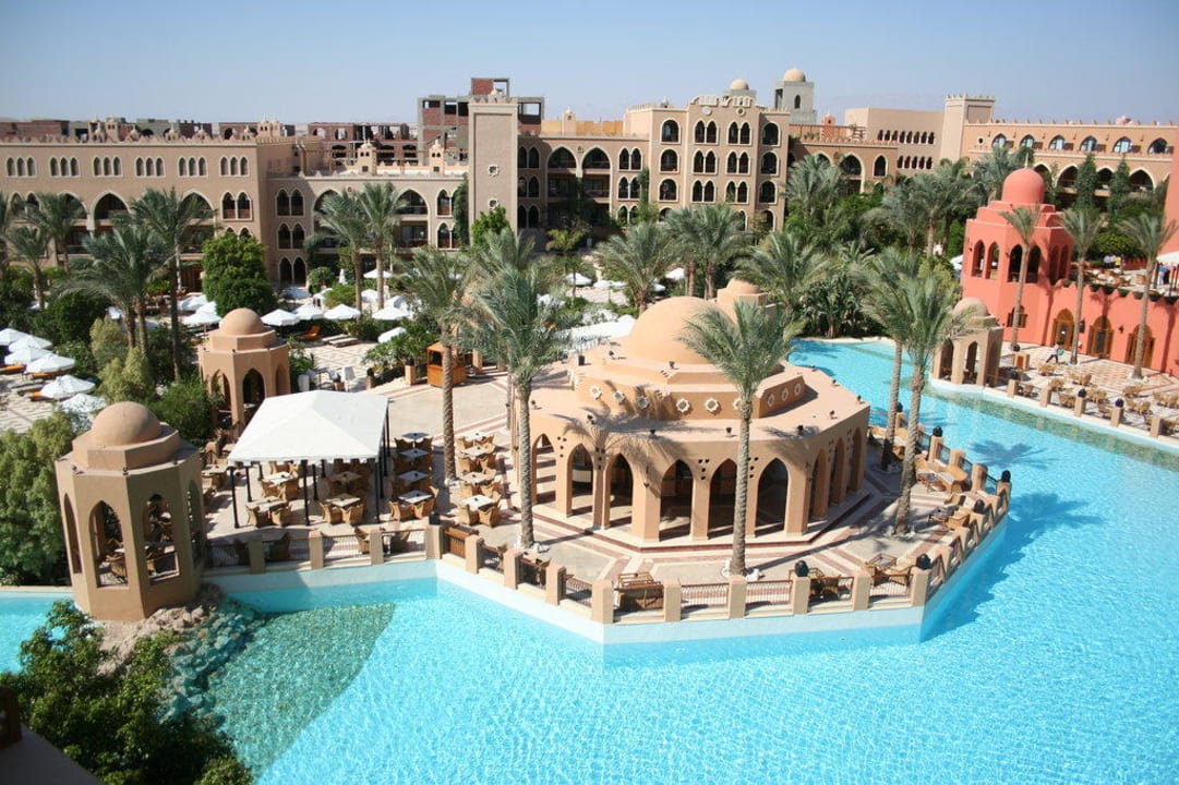 Kleiner Eindruck von der einem Teil der Poolanlage Makadi Palace