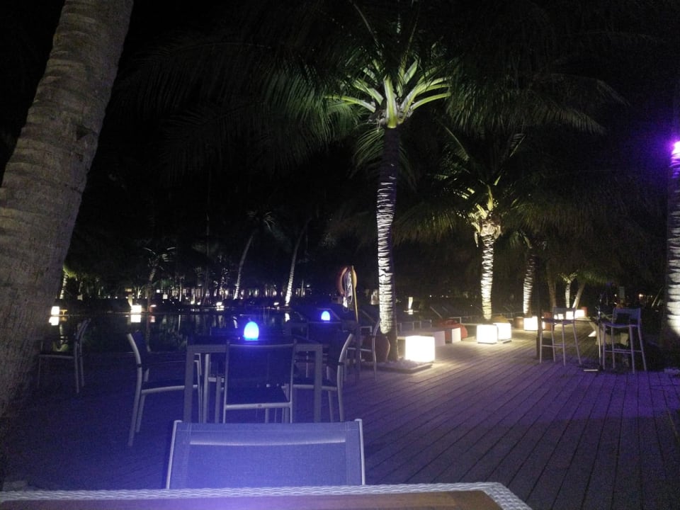 Gastro Meeru Maldives Resort Island