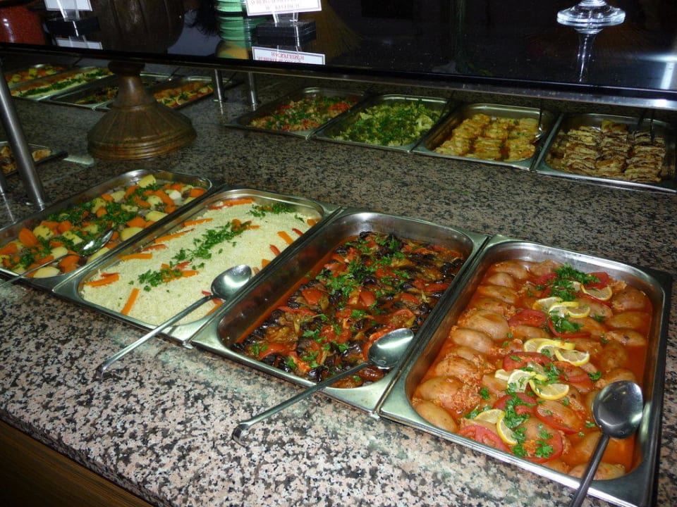 Abendbuffet Club Turtas Beach Hotel