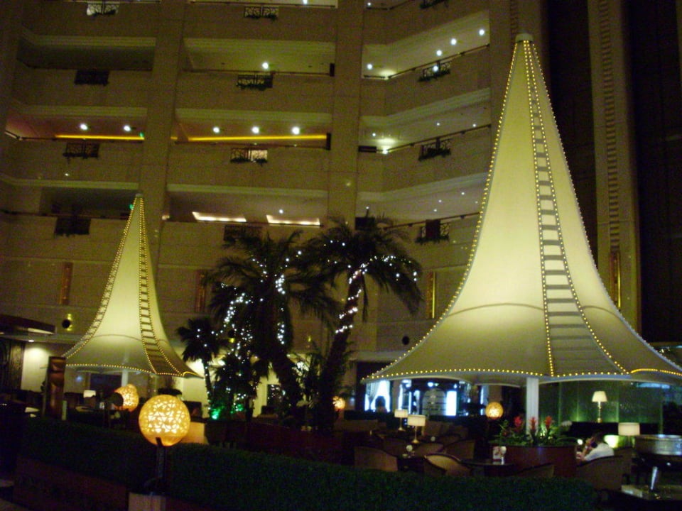 Lobby bei Nacht Oriental Riverside Bund View Hotel Shanghai