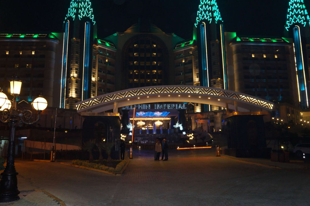 Вечер Hotel Delphin Imperial