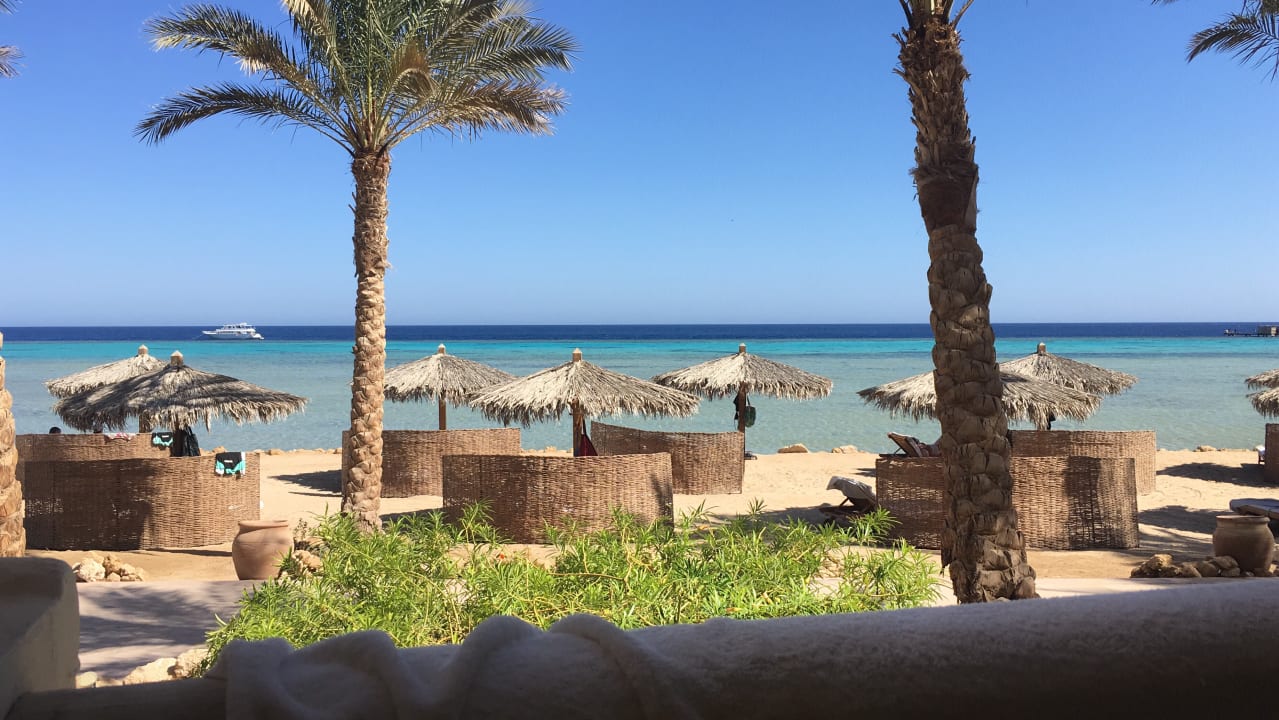 Strand The Breakers Diving & Surfing Lodge