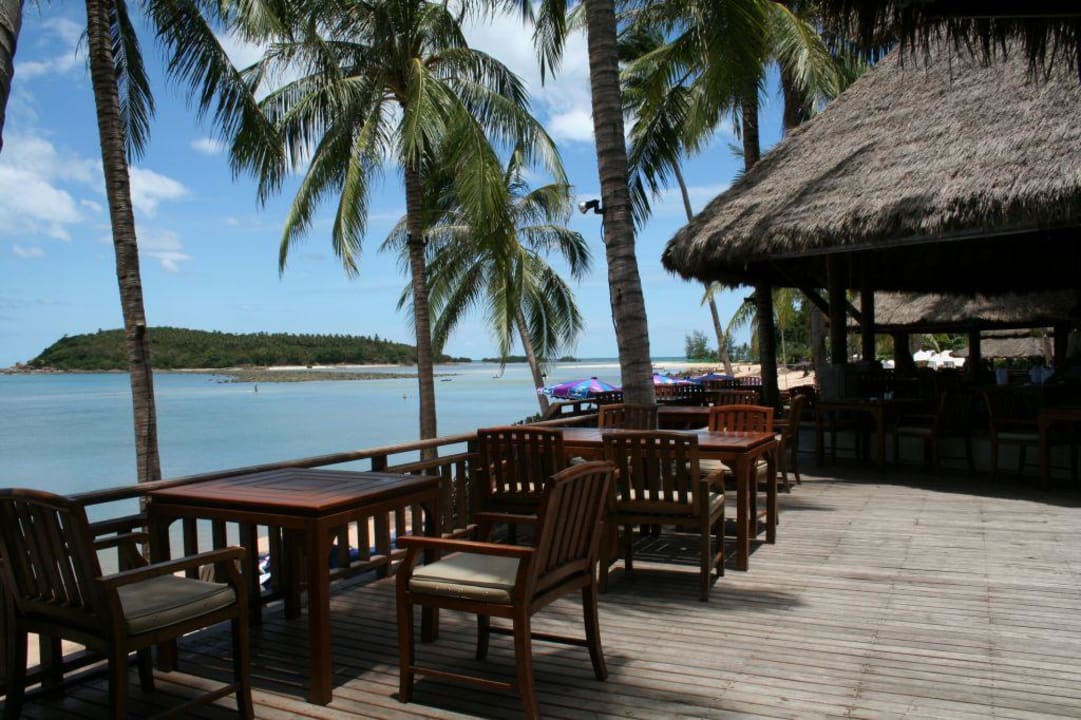 Frühstücken am Strand Nora Beach Resort & Spa