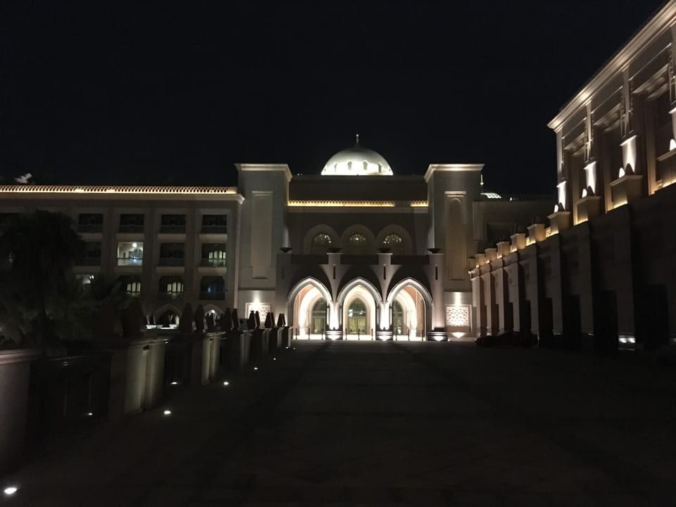 Außenansicht Emirates Palace Mandarin Oriental