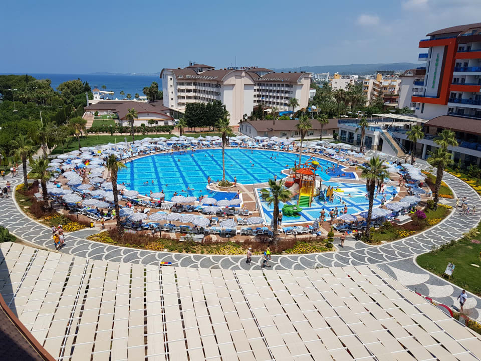 Pool Lonicera Resort & Spa Hotel