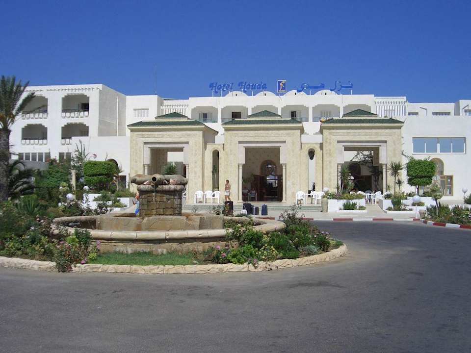 Frontansicht des Hotels Houda Golf & Beach Club