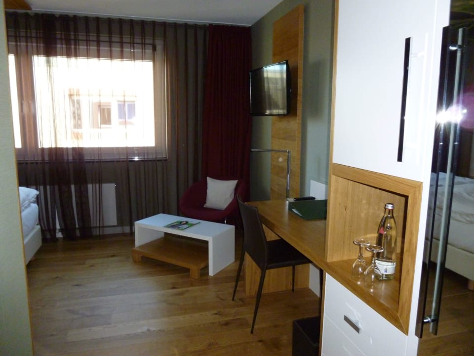 Standardzimmer in der 2. Etage Kaisergarten Hotel Deidesheim