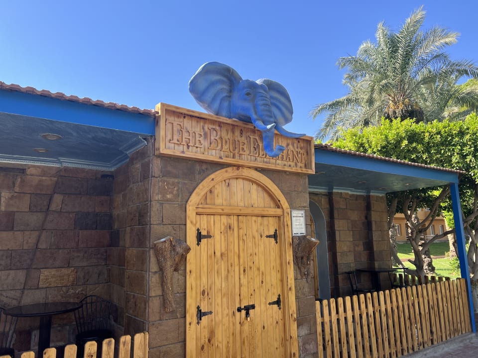 Gastro Golden Beach Resort