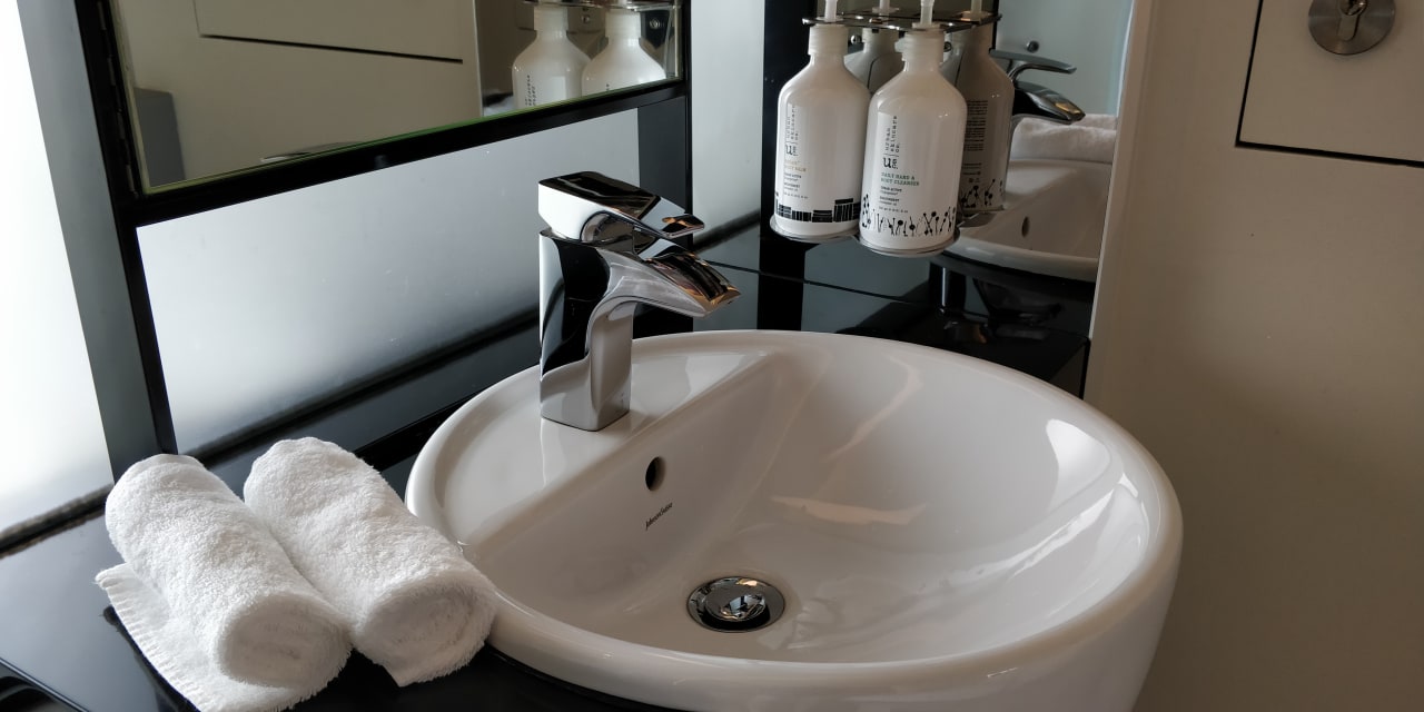 Zimmer YOTEL Singapore