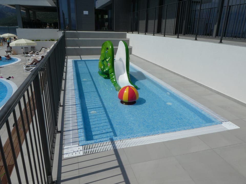 Pool Morenia All Inclusive Hotel