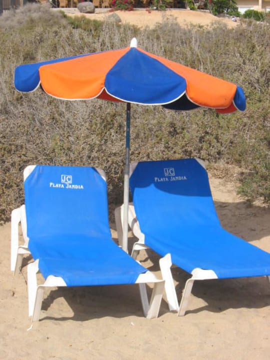 Teure Liegen SBH Hotel Taro Beach