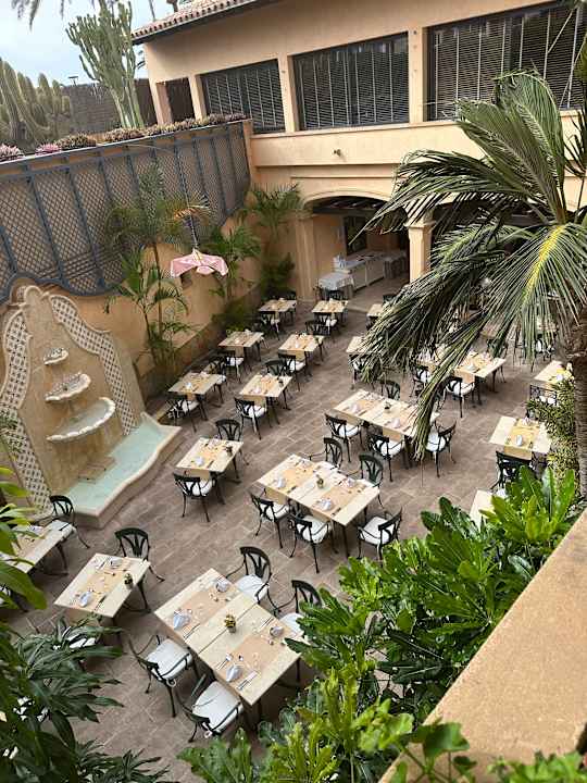 Gastro Secrets Bahia Real Resort & SPA