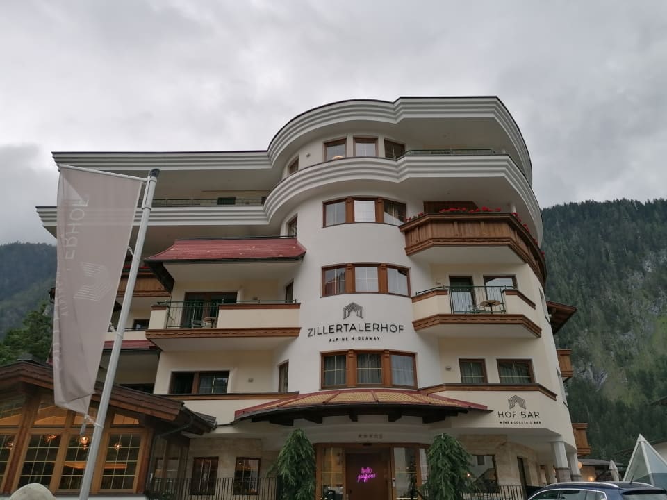 Außenansicht Alpine Hideaway ZILLERTALERHOF