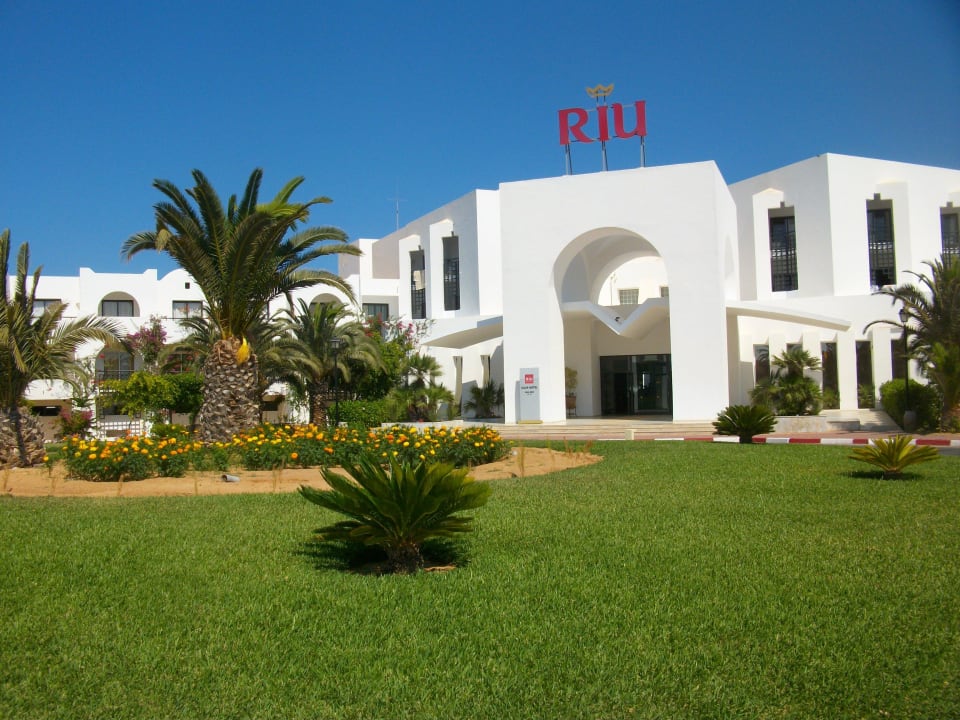 Hotel von vorne Club Palm Azur