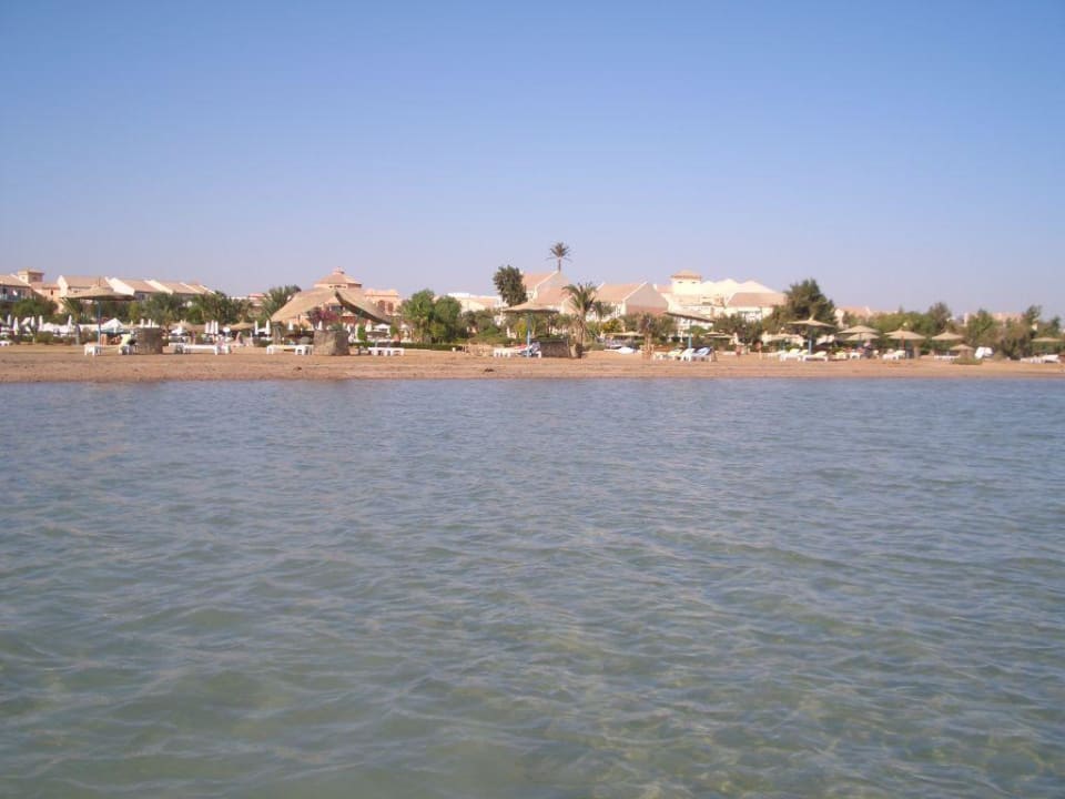 Blick vom Meer aus Mövenpick Resort & Spa El Gouna