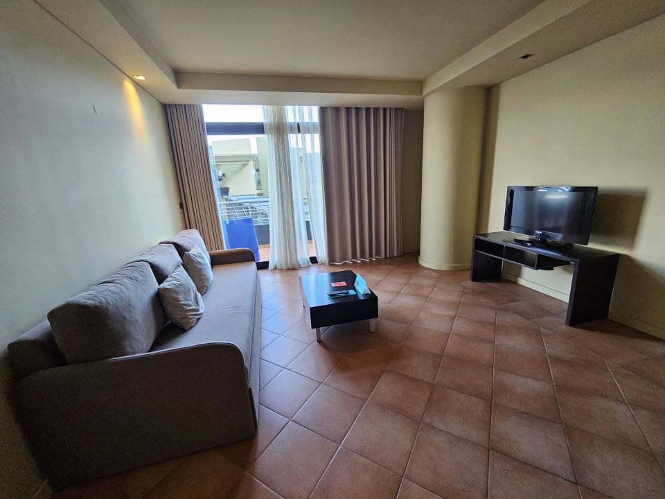 Zimmer Calheta Beach