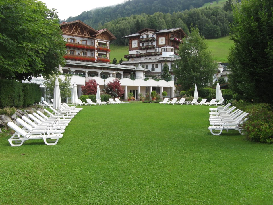 Liegewiese Hotel Oberforsthof