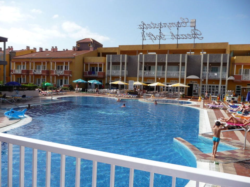 Pool viel zu Flach! Max 1.40m Coral Compostela Beach Golf