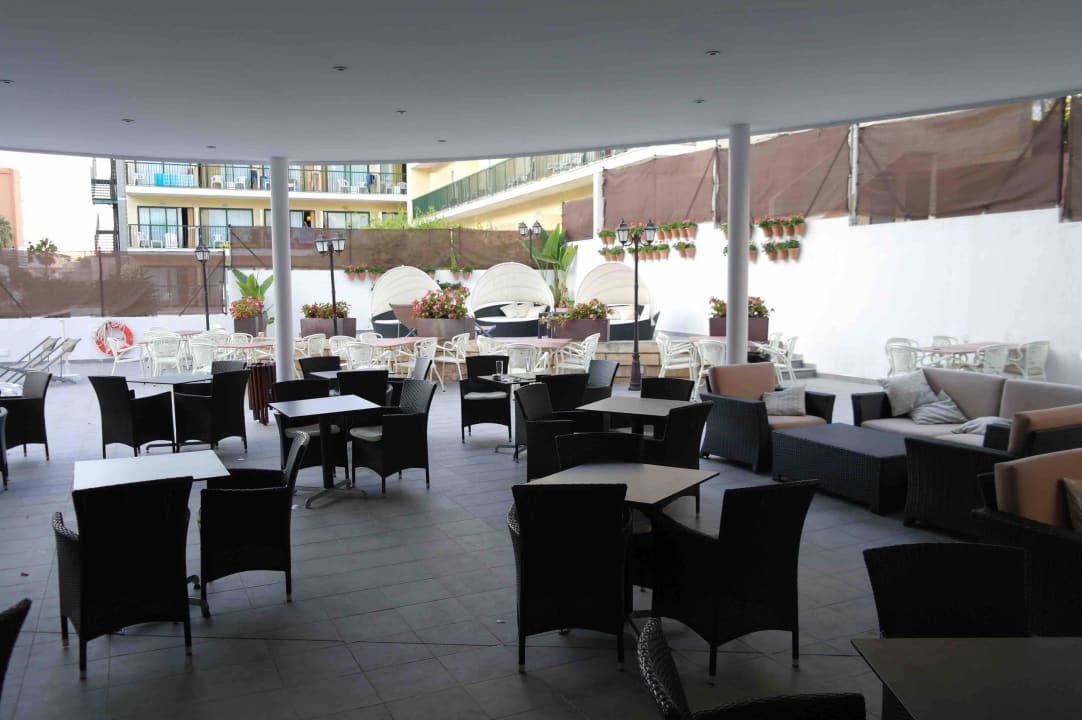 Außenanlage Bar allsun Hotel Paguera Park