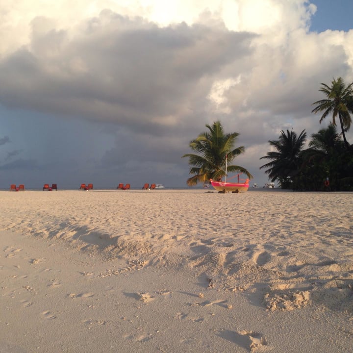 Strand Sun Siyam Vilu Reef