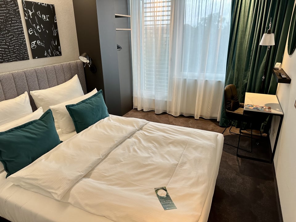 Zimmer Motel One Karlsruhe