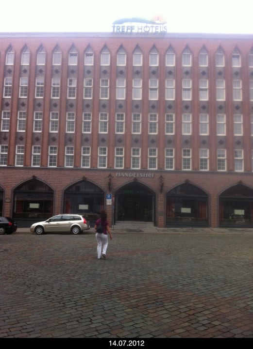 Hotelvorderseite H+ Hotel Lübeck