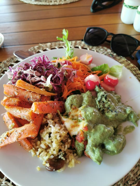 Gastro Filitheyo Island Resort