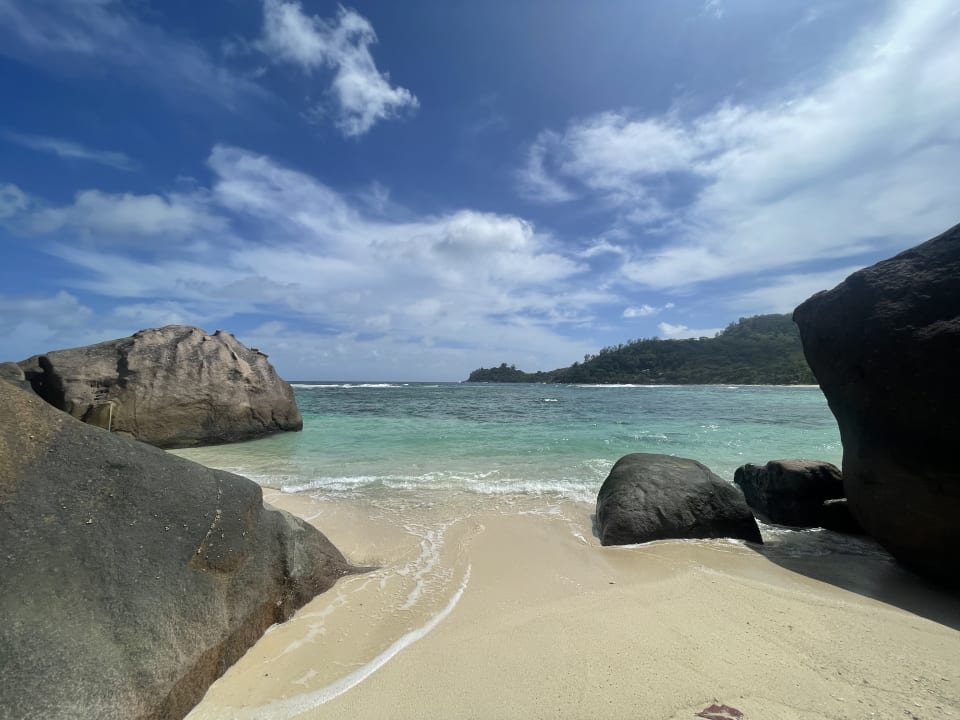 Strand Kempinski Seychelles Resort