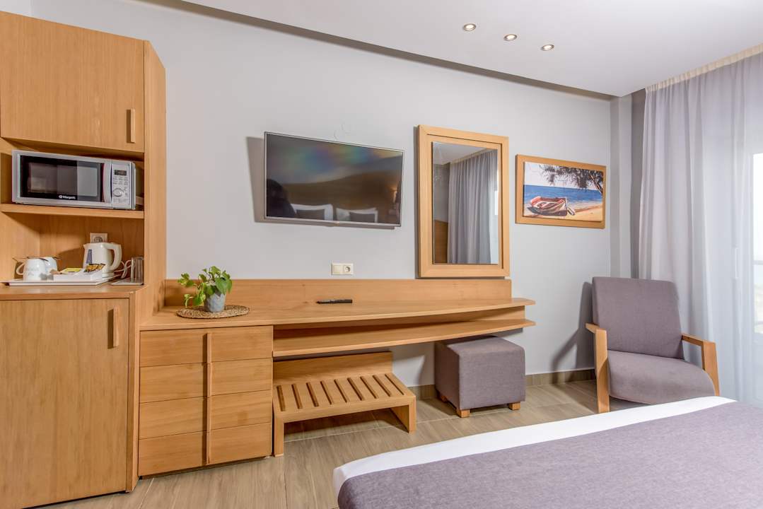 Zimmer Lyttos Beach Hotel