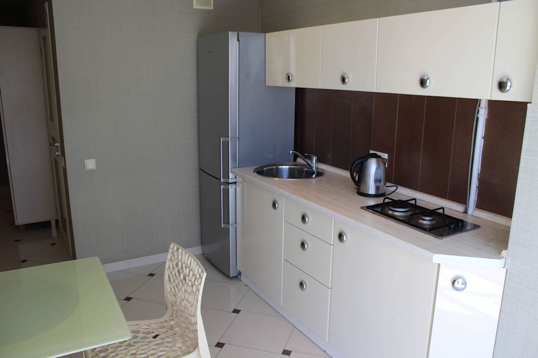 Küchenfront Partner Guest House Baseina Street