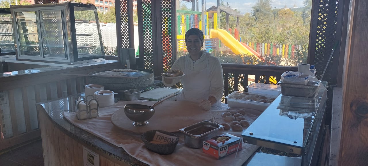 Gastro Side Royal Palace Hotel & Spa