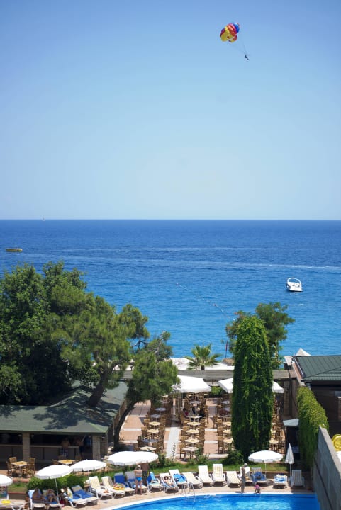 General Armas Gül Beach