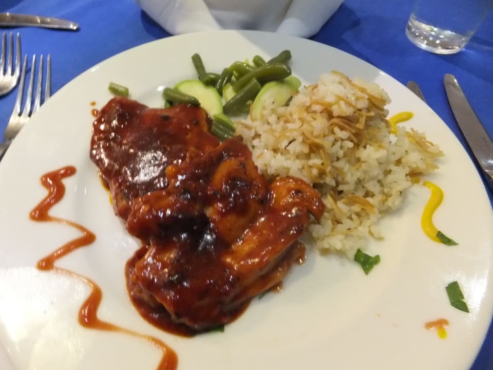 Gastro Golden Beach Resort