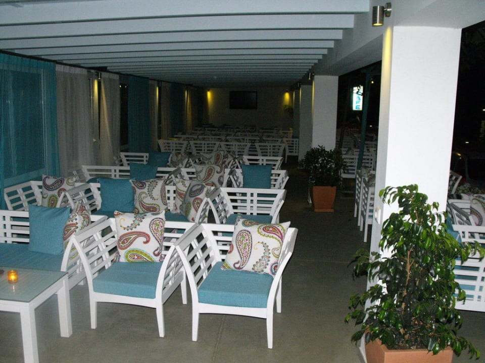 Aussen Corissia Beach Hotel