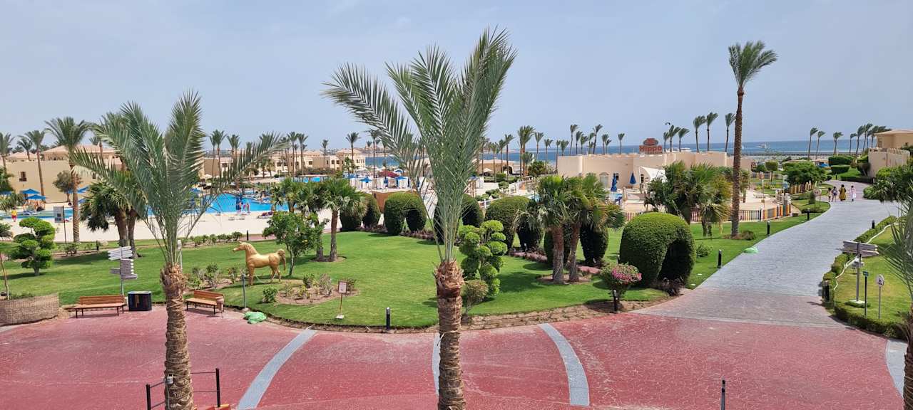 Gartenanlage Cleopatra Luxury Resort Makadi Bay