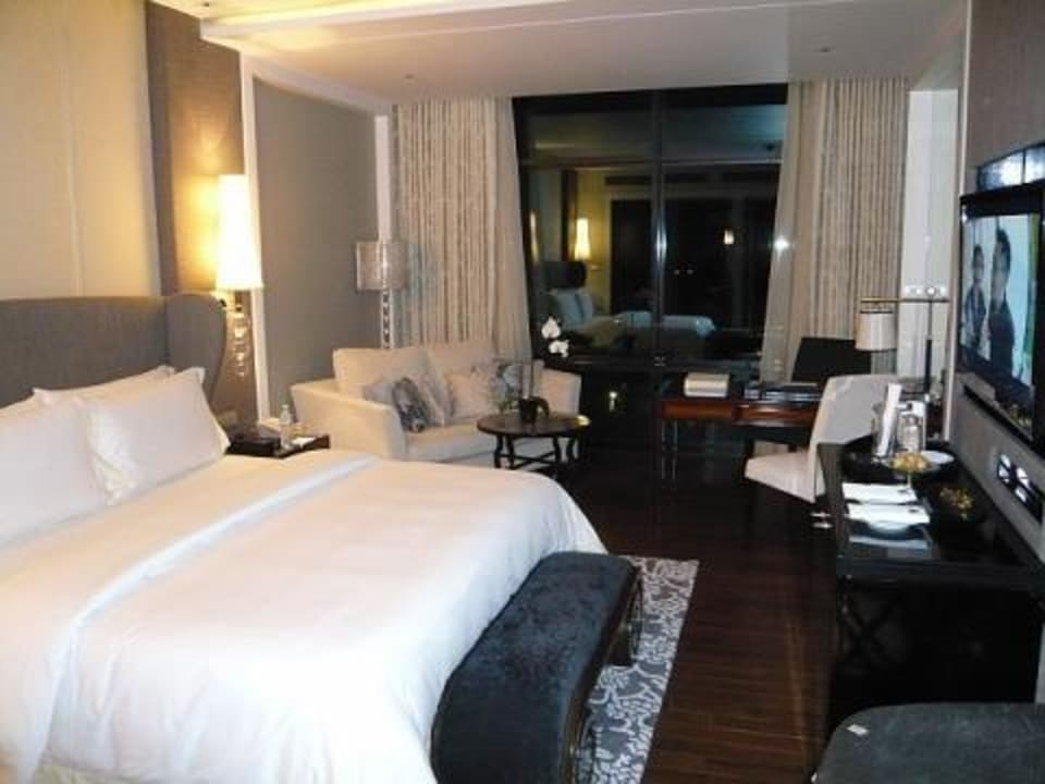 Grand Deluxe Room Hotel The St. Regis Bangkok