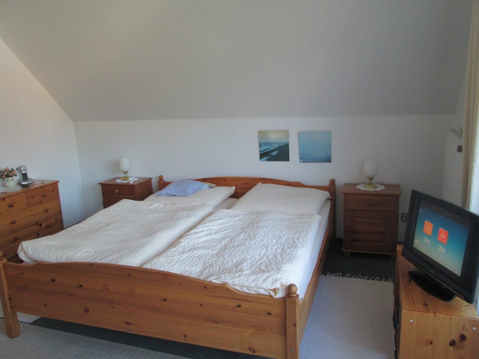 Wohn- u. Schlafzimmer FW2 Ferienwohnungen Stocker