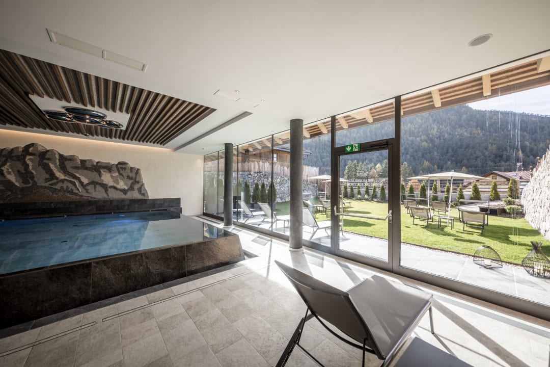 Pool Garni Hotel Diamant