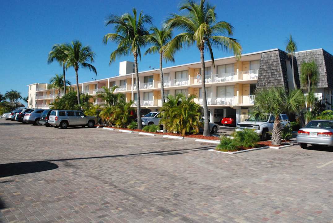 Hotel Hotel Outrigger Beach Resort
