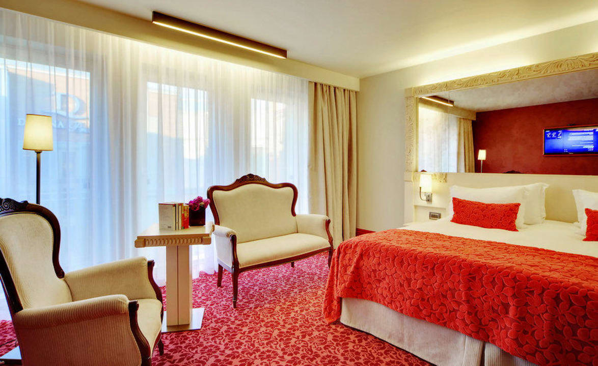 Junior Suite Hotel Domina Prestige St. Petersburg