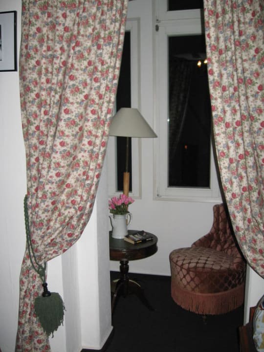 Die kleine Leseecke EIFELkrimihotel