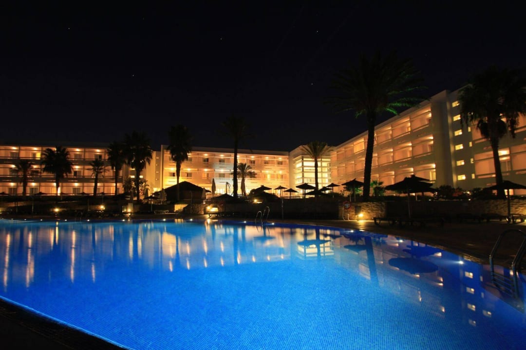 Swimming pool by night Garbi Costa Luz