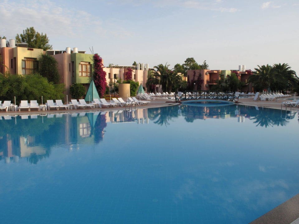 Activitypool VONRESORT Golden Beach